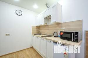 1-к квартира, посуточно, 18м2, 1/18 этаж