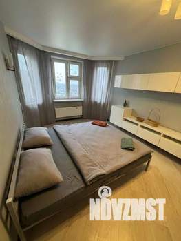 3-к квартира, посуточно, 86м2, 1/1 этаж