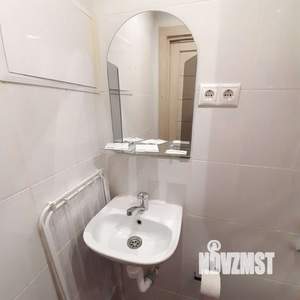 Студия квартира, посуточно, 24м2, 1/5 этаж