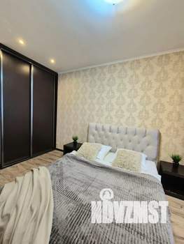 1-к квартира, посуточно, 42м2, 13/16 этаж