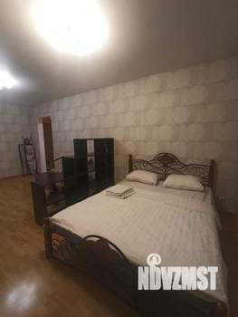 1-к квартира, посуточно, 42м2, 4/17 этаж
