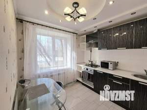 2-к квартира, посуточно, 54м2, 1/1 этаж