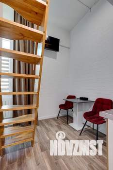 Студия квартира, посуточно, 15м2, 1/9 этаж
