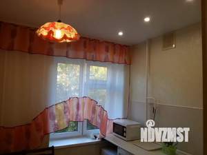 1-к квартира, посуточно, 33м2, 4/9 этаж