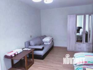 1-к квартира, посуточно, 44м2, 1/1 этаж