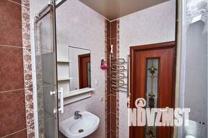 1-к квартира, посуточно, 41м2, 10/18 этаж