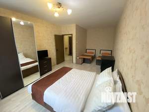 1-к квартира, посуточно, 38м2, 5/15 этаж