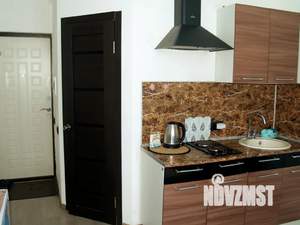 Студия квартира, посуточно, 14м2, 1/5 этаж