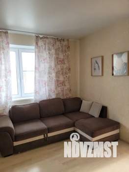 1-к квартира, посуточно, 40м2, 3/16 этаж