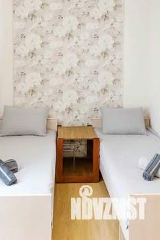 2-к квартира, посуточно, 48м2, 1/1 этаж