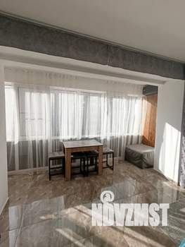 Студия квартира, посуточно, 35м2, 3/5 этаж