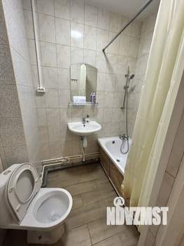 Студия квартира, посуточно, 25м2, 1/3 этаж