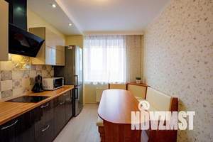 1-к квартира, посуточно, 40м2, 24/24 этаж