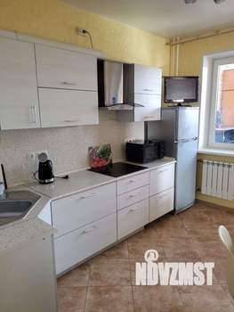 1-к квартира, посуточно, 40м2, 3/16 этаж