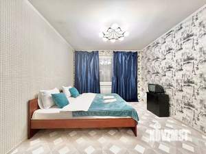 1-к квартира, посуточно, 37м2, 1/1 этаж