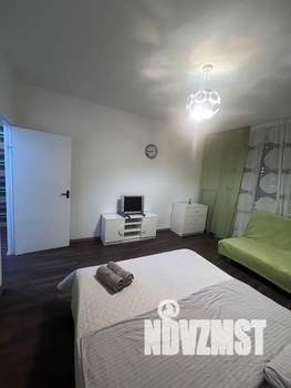 1-к квартира, посуточно, 40м2, 10/19 этаж