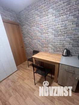 1-к квартира, посуточно, 38м2, 1/5 этаж