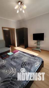 1-к квартира, посуточно, 38м2, 10/17 этаж