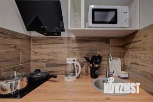 1-к квартира, посуточно, 13м2, 1/1 этаж