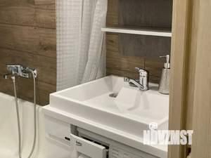 1-к квартира, посуточно, 38м2, 7/18 этаж