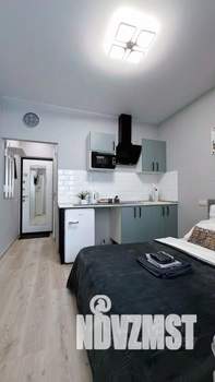 1-к квартира, посуточно, 13м2, 1/1 этаж