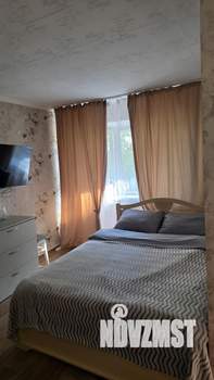 1-к квартира, посуточно, 32м2, 3/4 этаж