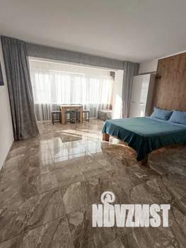 Студия квартира, посуточно, 35м2, 3/5 этаж