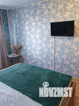 1-к квартира, посуточно, 42м2, 5/5 этаж