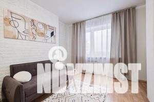 1-к квартира, посуточно, 42м2, 17/18 этаж