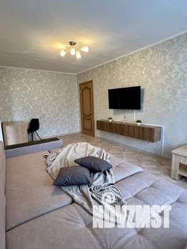 2-к квартира, посуточно, 45м2, 1/1 этаж