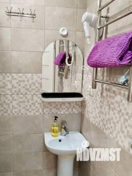 1-к квартира, посуточно, 12м2, 1/9 этаж