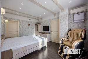 3-к квартира, на длительный срок, 130м2, 3/22 этаж