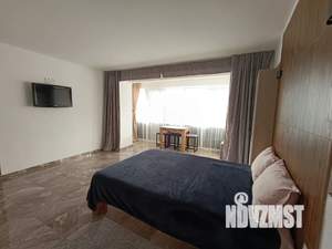 Студия квартира, посуточно, 35м2, 3/5 этаж