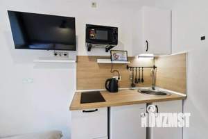 1-к квартира, посуточно, 12м2, 1/1 этаж