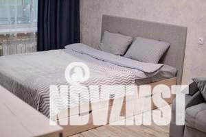 1-к квартира, посуточно, 40м2, 9/9 этаж