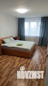 2-к квартира, посуточно, 45м2, 5/5 этаж