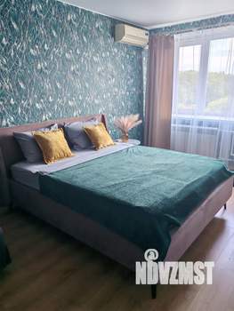 1-к квартира, посуточно, 42м2, 5/5 этаж