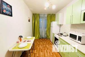 1-к квартира, посуточно, 40м2, 13/15 этаж
