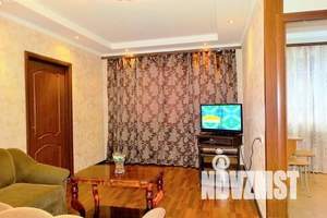 2-к квартира, посуточно, 48м2, 1/5 этаж
