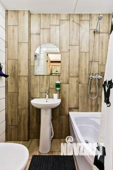 1-к квартира, посуточно, 12м2, 1/1 этаж