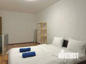 1-к квартира, посуточно, 40м2, 5/15 этаж