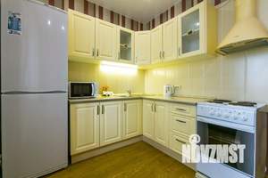 2-к квартира, посуточно, 61м2, 1/1 этаж