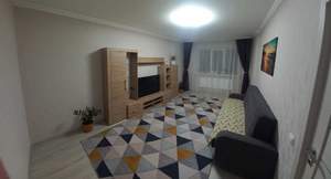 2-к квартира, на длительный срок, 54м2, 1/17 этаж