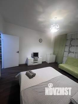 1-к квартира, посуточно, 40м2, 10/19 этаж