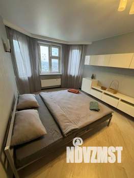 3-к квартира, посуточно, 86м2, 1/1 этаж