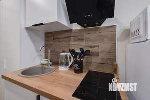 1-к квартира, посуточно, 16м2, 1/1 этаж