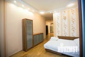 2-к квартира, посуточно, 90м2, 1/1 этаж