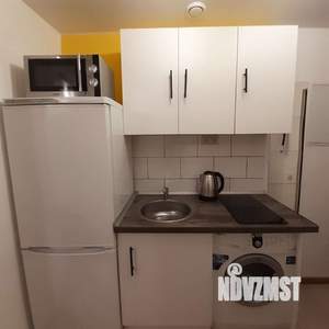 Студия квартира, посуточно, 25м2, 1/5 этаж