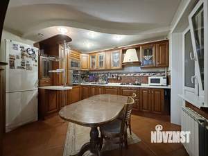 5-к квартира, на длительный срок, 130м2, 4/5 этаж