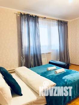 1-к квартира, посуточно, 40м2, 16/16 этаж